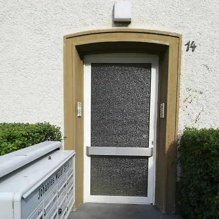 Homestay szállás Big Privat 5 Min Walk From Railstation