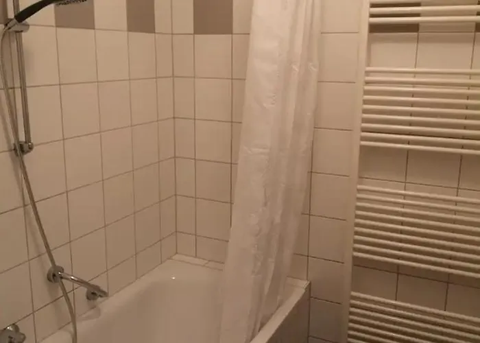 Homestay szállás Big Privat 5 Min Walk From Railstation Koblenz